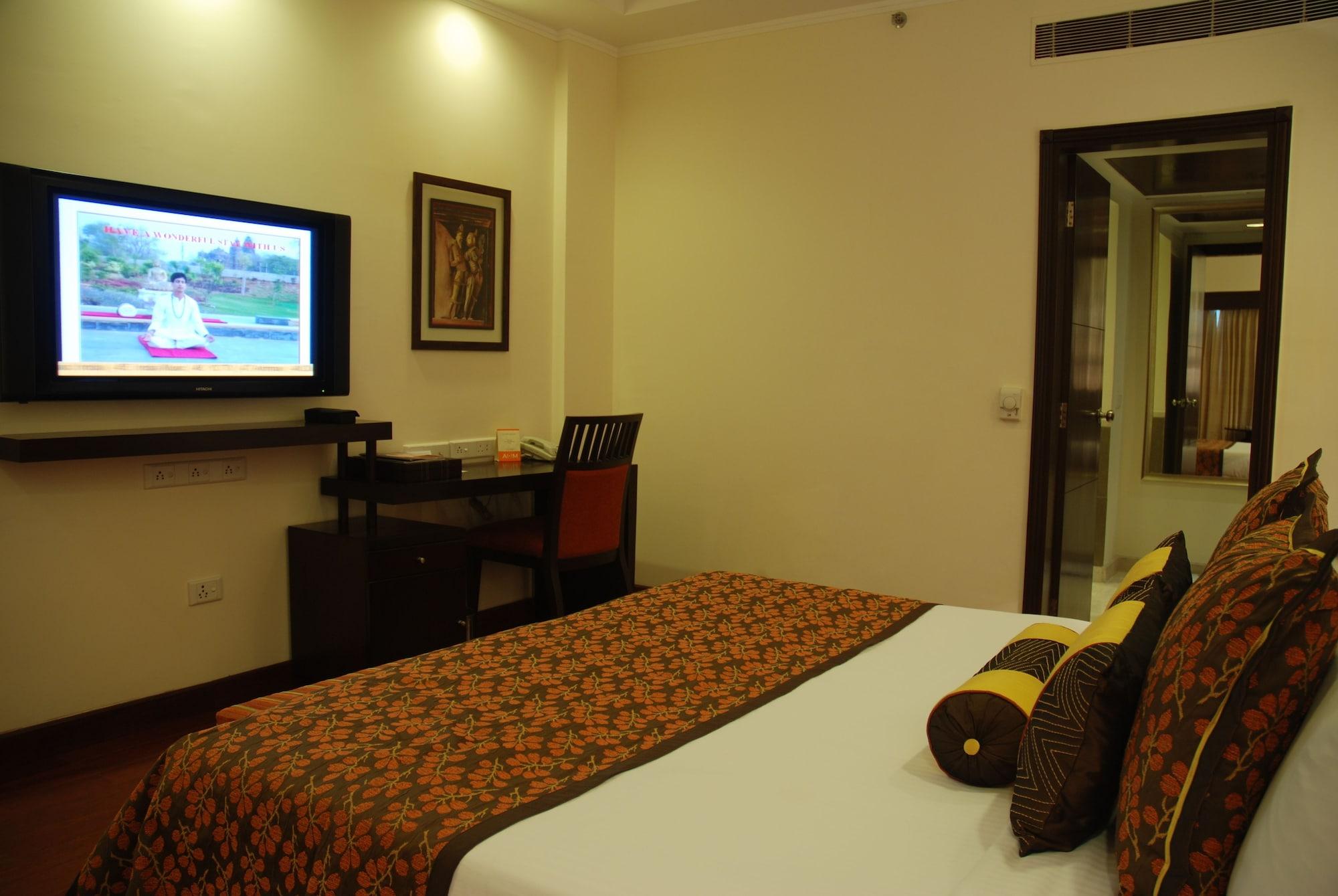 Hotel The Lalit Temple View à Khajurāho Extérieur photo